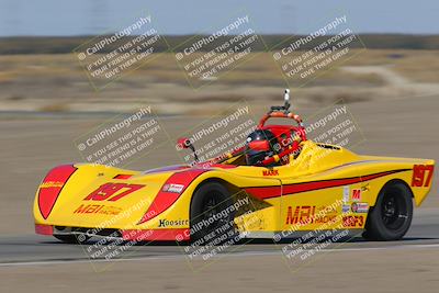 media/Oct-30-2022-CalClub SCCA (Sun) [[310aff4a96]]/Race Group 1/Race (Grapevine)/